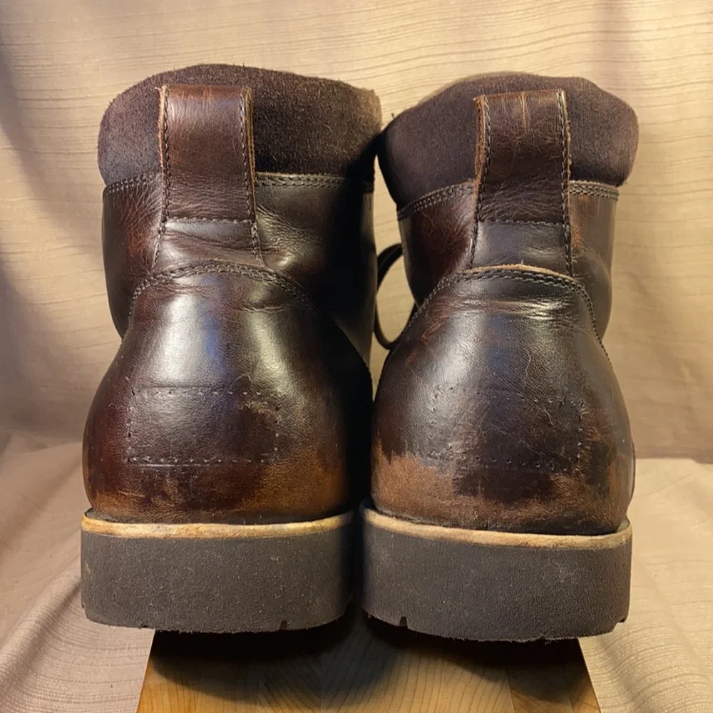 UGG stamp sz13
